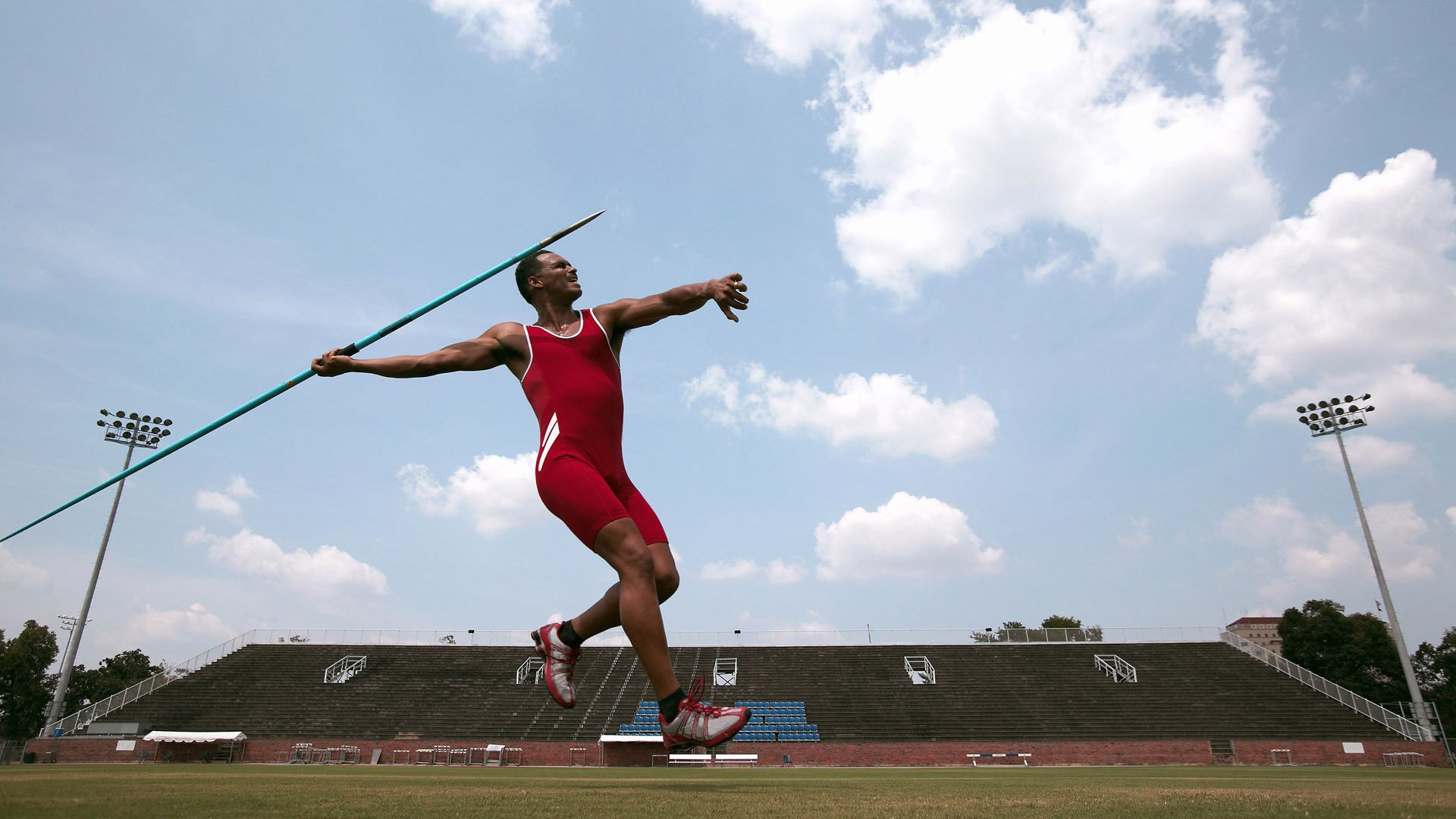【青训阶梯】新一代明星通过战术训练逐步崛起,军人训练明星