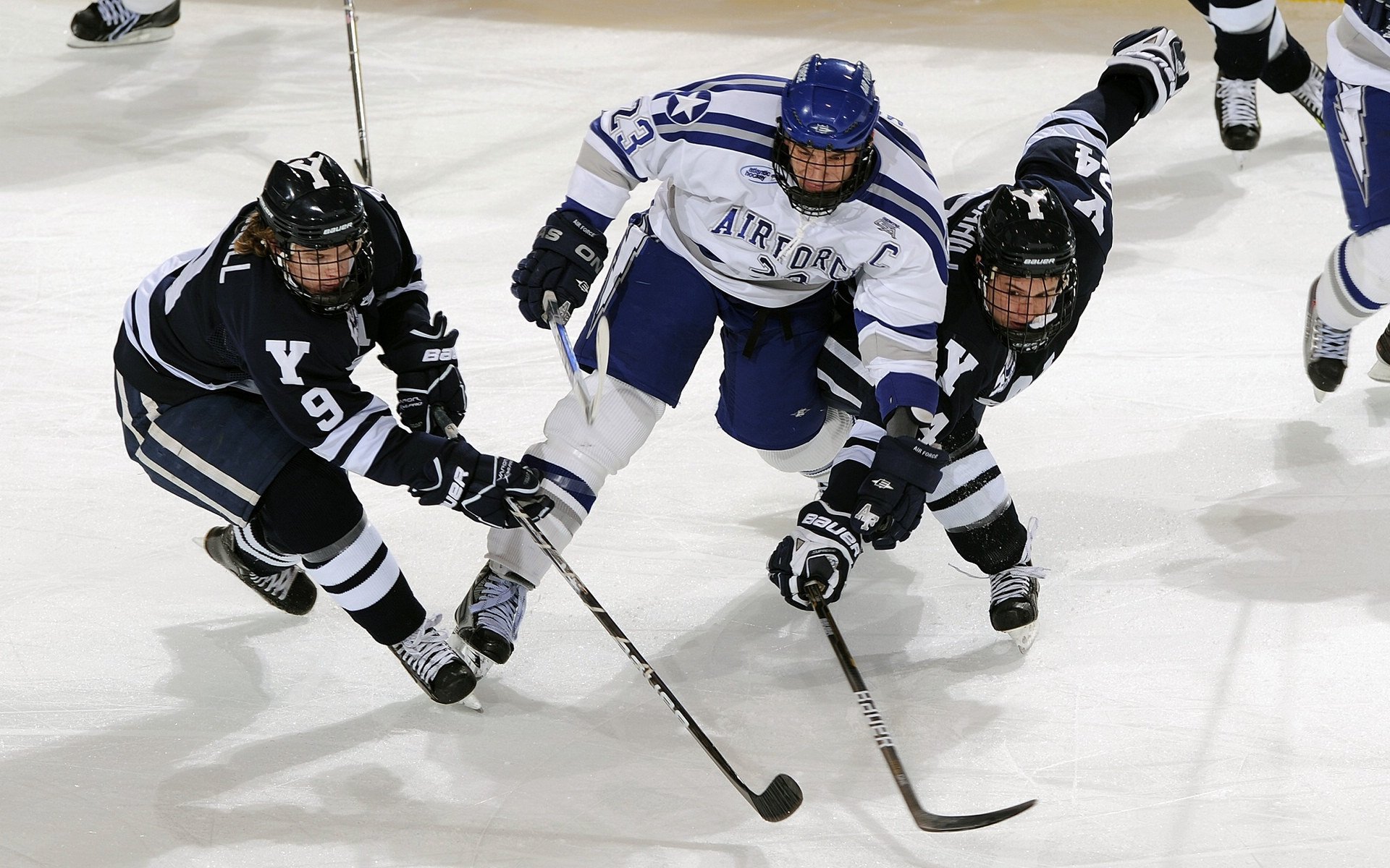 世界乒联大满贯开打,孙颖莎顺利晋级四强,2020国际乒联孙颖莎